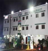 Oyo 14856 Resort Raghav Palace Indore Esterno foto